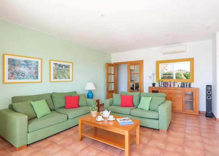 Villa Poppy